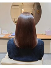 ムク(muku.)&nbsp;艶感引き立つ美髪ストレート