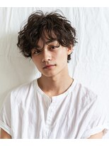 バイエイト(X8) ゆるカールマッシュのアンニュイメンズヘア