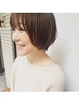 柔らかさバツグンのふんわりショートボブ