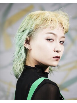 オンザ(ONTHE) ペールトーンワイドバングミディアムボブウルフ【林京平】