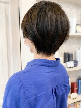キャアリー(Caary) 福山市　美容院　丸みショートヘアー人気イルミナカラーCaary