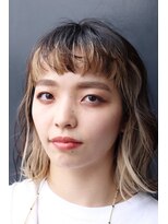 ロアナ 六本木(LOANA ROPPONGI)&nbsp;メガネとオレンジメイク　【浮嶋優也】