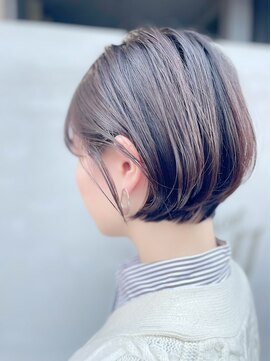 サロンロール(Salon Roll) あつかいやすいナチュラルショートボブ★