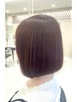 レッド(ReD) あご下　切りっぱなしボブ　30代40代