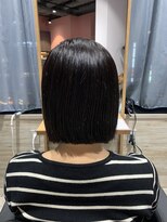 リーオオサカ(Lee Osaka)&nbsp;アッシュカラー×ボブヘア