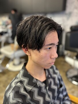 オーパスクリエ (OPUS CREER) ナチュラルパーマ風センターパート