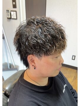 リット(lit.) ツイストスパイラルパーマ ツーブロック レディースパーマ