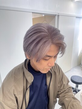 メンズサロン キング 梅田店(Men’s salon K!ng) ホワイトメッシュ/ツイスト/ツイスパ/パーマ/メンズ/眉毛