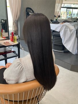 フォルテミラ(FORTE MILA) ダークグレージュ