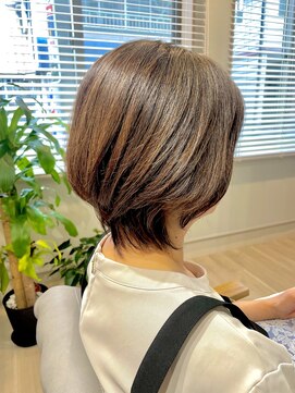 エオン(eon) 大人のクビレレイヤーショート