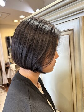 グローリープラス(Glory+plus) 前下がりボブ