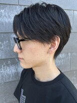 ヒュイル バイ ニアウ(Hwyl by Niau)&nbsp;メンズマッシュセンターパートスパイラルパーマニュアンスパーマ