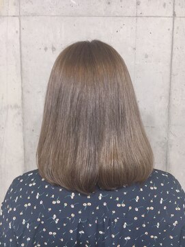 サロンドミルク 原宿(salon de MiLK) シルバーグレジュ