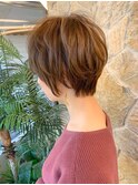 ことりベージュ毛先パーママニッシュショートワンサイドショート