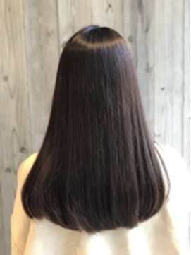 プレステージソファ 仙台(prestige Sofa) ナチュラルストレートスタイル｜仙台駅前・広瀬通美容室