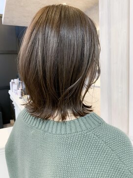 キャアリー(Caary) 福山市Caary人気グレージュ＋ふんわり切りっぱなし外ハネボブ