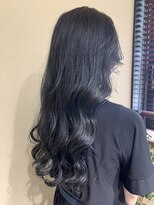 ゼン(Zen.) ブルーブラックで赤みのない暗髪♪Zen.手塚