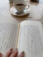 ルプラ チッタ(le-pla Citta) 家やカフェでよく小説を読みます。