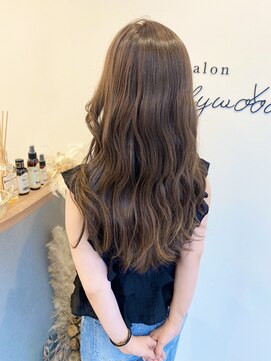 サロン ハリウッド(Salon Hollywood) 透明感たっぷりのふわふわベージュ