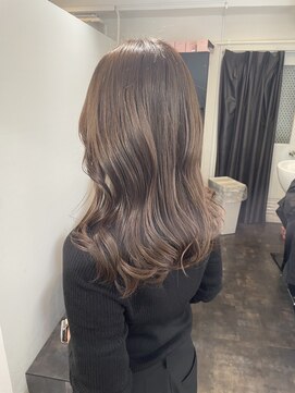 ピヨン 心斎橋(piLLon) ミルクティーブラウン 透明感カラー