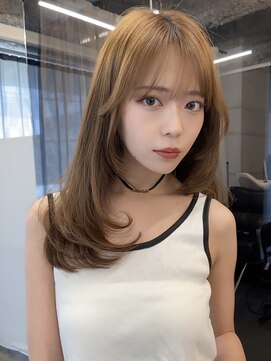 フォンズ(FONS) レイヤーワンカール斜めバンググレージュカラーシルキーベージュ