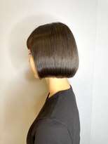 ブロッサム 東久留米店(Blossom)&nbsp;大人可愛い大人美人小顔カットふんわりカールショコラアッシュ