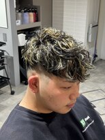 リンカラン トロワ(LINGKARAN Trois)&nbsp;スペインカールメッシュフェード