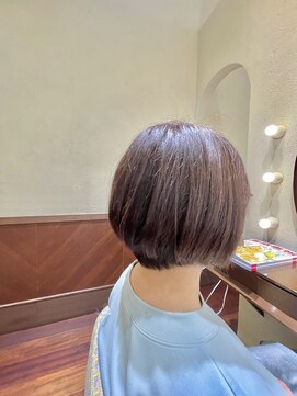 エルサフィロ ヨドヤバシ(el zafiro yodoyabashi) 【el zafiro yodoyabashi】丸みショート大人女子