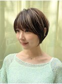 カールセミディシアカラー姫カットダークアッシュショート