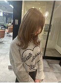 ウルフカット×ミルクティーベージュ