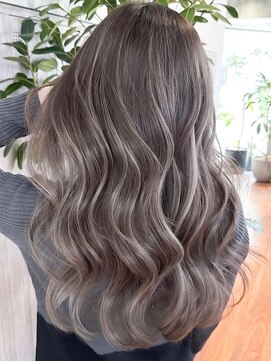 ヘアーサロングランデ(HAIR SALON GRANDE) ハイライトカラーミルクティーベージュレイヤーカット