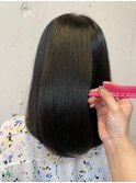 ナチュラル黒髪ミディアムストレート髪質改善