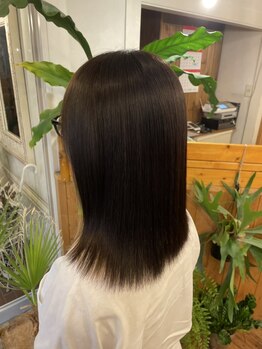 ヘアー カラーズ(HAIR COLORS)の写真/髪の状態に合わせたトリートメントをご提案！髪の内部からしっかり補修して、ツヤツヤの美質感へ♪