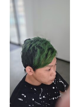 浮雲(UKIGUMO) 奇抜な色も綺麗に染めフィットさせると馴染むオシャレに★