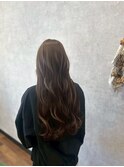 大人の余裕を感じるルーズウェーブロング×艶カラー/ハイライト