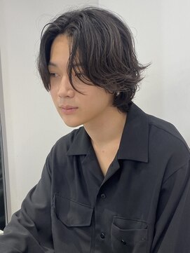 ユーフォリア 渋谷グランデ(Euphoria SHIBUYA GRANDE) ミディアムメンズヘア　ニュアンスパーマ　毛流れ　MOMO