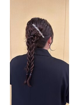 リラ バイ クオーレ(LIRA by CUORE) ～お呼ばれアレンジ～