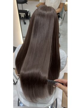 ジーナ 博多筑紫口(Zina) 【輝士】超可愛い♪グレージュカラー×髪質改善トリートメント