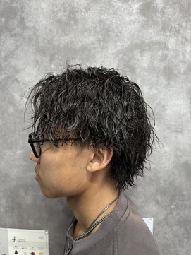 スピン 本八幡(SPIN) スペインカール/スパイキーショート/ブルーブラック/本八幡