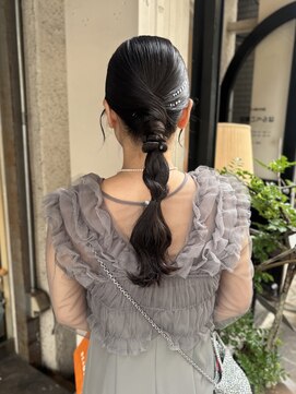 エヴリンアンドペイジ(Evelyn&paige) タイトヘア/ヘアセット【神戸/元町】