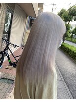 リングバイモアムー(Ring by Moremuu)&nbsp;【青木　淳】ホワイトカラー