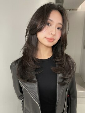 トイ(TOI) ロングバタフライレイヤーカット