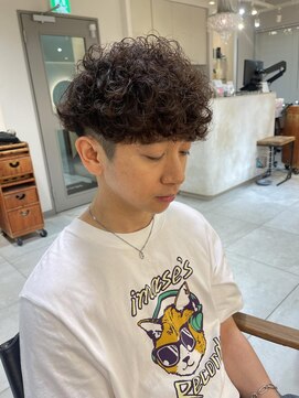 キャンバス バイ ネオリーブ 横浜西口(Canvas by neo.) フェザーパーマ/サーフカール/波巻きツイストスパイラル