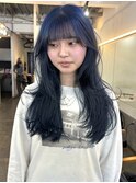 韓国風レイヤーカット×ブリーチありネイビー