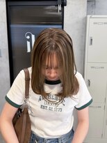 ウリ 横浜(uli) 【arin指名限定】明るめオリーブベージュ×ブリーチ透明感カラー