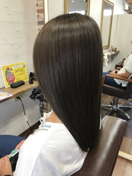 アミーチ(AMICI) ミディアムスタイル