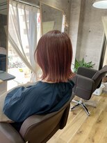 エルド(eld) オレンジピンク×外はねボブ　伊丹