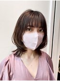 韓国 ミディアム　レイヤーカット　くびれボブ