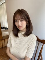 大人かわいいミディアムレイヤー/顔まわりレイヤー/まろベージュ