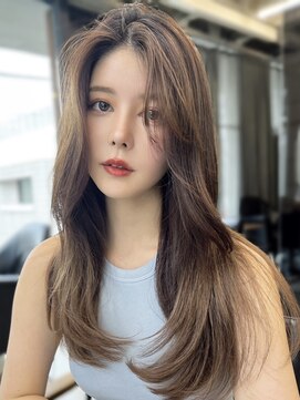 フォンズ(FONS) 表参道カットカラー6000円*前髪なし外国人風ミルクティーカラー